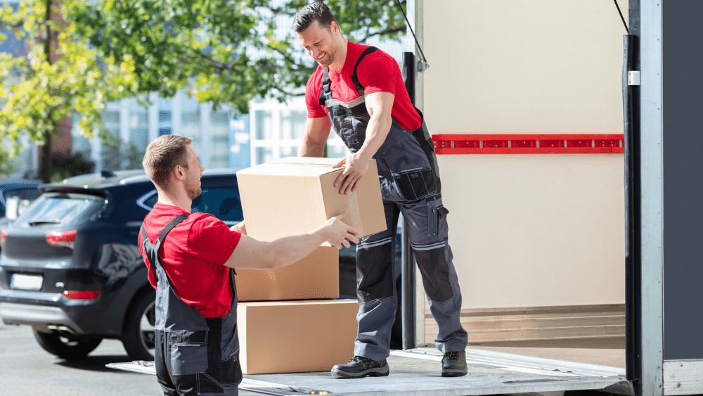 5 Reasons to Hire Professional Movers for Your Next Move